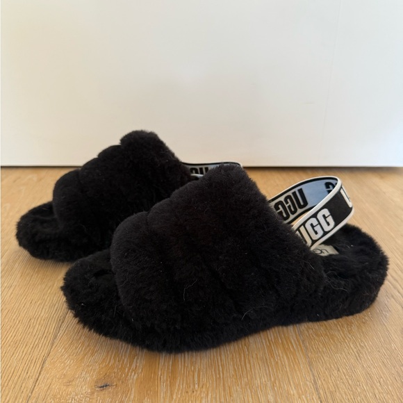 UGG Black Fluffy Slides with Branded Strap - Picture 1 of 4